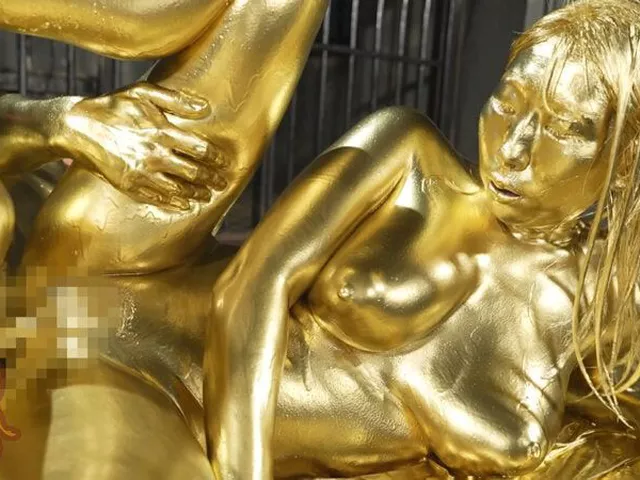 久しぶりにのぞいた金粉界隈が大変なことになってたって話 – 金粉大全集 四巻 12人150分スペシャル エロく輝きまくる奇跡の女優たち！