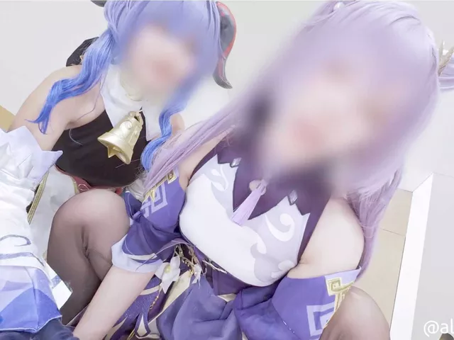 原神 刻晴 甘雨 – 刻〇＆甘〇コスで発情淫乱ハーレム3P　欲求不満な二人の「肉ディルドペット」として何度イっても止まらないっ！！ノンストップ欲情痴女プレイで大量搾精