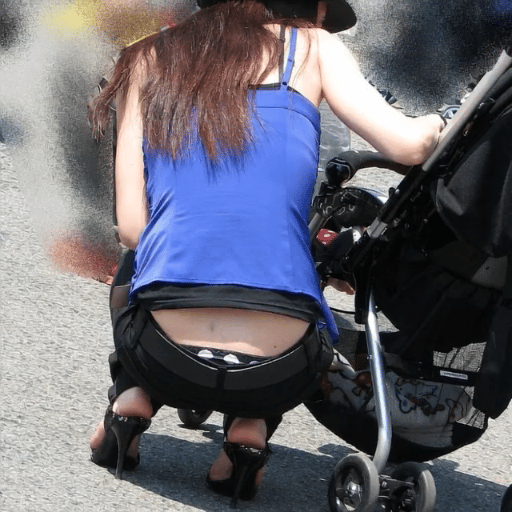 街撮りのローライズデニムの人妻さんにAIの力でパンツを見せてもらいました