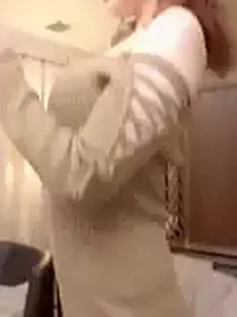 【ナンパ企画】着衣巨乳が目立つ18歳がえちえちSEX！痴女り困り眉フェラ！コスプレ着エロえちっくす！ 