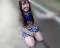 【素人企画】スライム美尻の巨乳JKがエロ交尾！ガン突きぱんぱん制服着衣ぷるんぷるんプリケツが弾むバック！ 