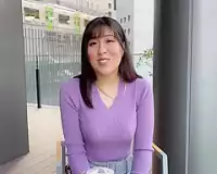 【ハメ撮り＠企画素人】着衣巨乳が目立つ美人がえちえちSEX！痴女り乳首当て手コキ！ガン突き立ちバック！ 
