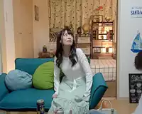 パコ部屋で色白ちゃんがえちえちSEX！その様子を隠しどり！正常位でズコってパイ射ぶっかけ！ 