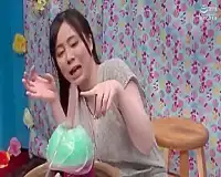 ＜吉川あいみ＞マシンバイブの刺激で感度増した大洪水の美マンに他人棒を膣奥まで挿入してゴム無し性交！ 