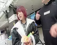 〖TXXX〗反則ボディの巨乳インフルエンサー美女が水着でSEXするエロ動画がこちら 