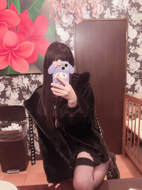 【画像】地雷系の子ってメイクも私服もカワイイよね＾＾