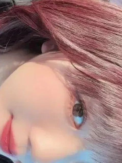 【個人撮影】スタイル抜群なモチモチ美ボディの素人お姉さんがチチ丸出しの顔出しヌードを自撮り撮影！