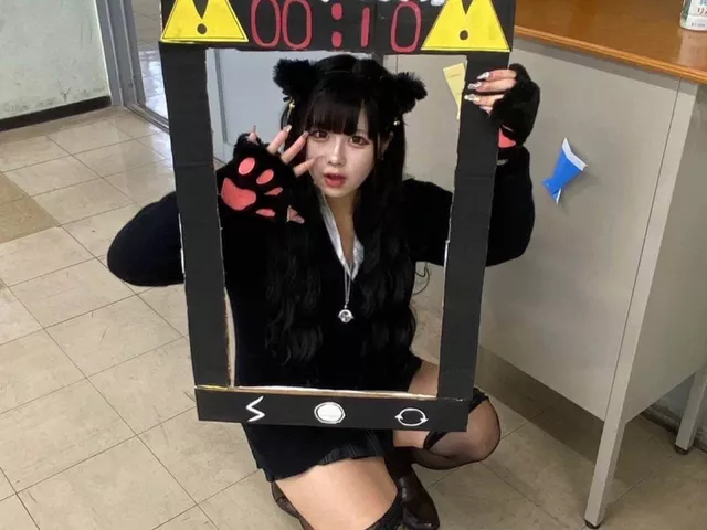 【画像】陽キャは文化祭で女子高生とイチャイチャしやがってたよな