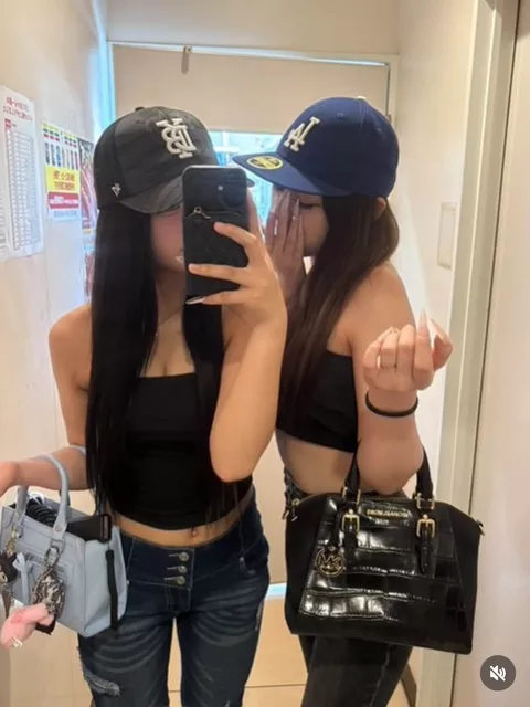 【画像】女子高生のとりあえず露出多め！な私服がええんよなｗｗ