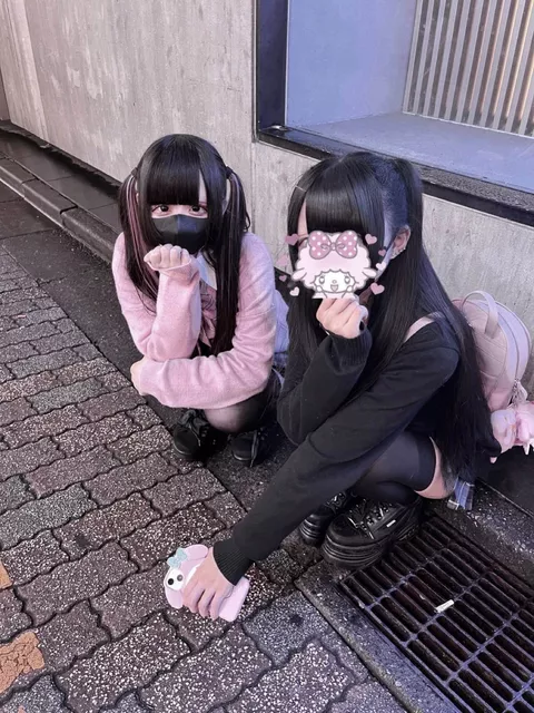 【画像】おまえらこういう地雷系の女子高生って好きじゃないの？