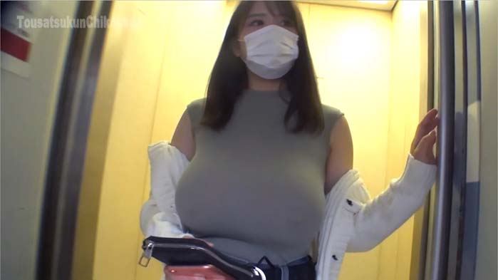 【動画】お、おっぱい娘が街を歩いている！！う、うわぁぁぁぁぁぁぁああ！！