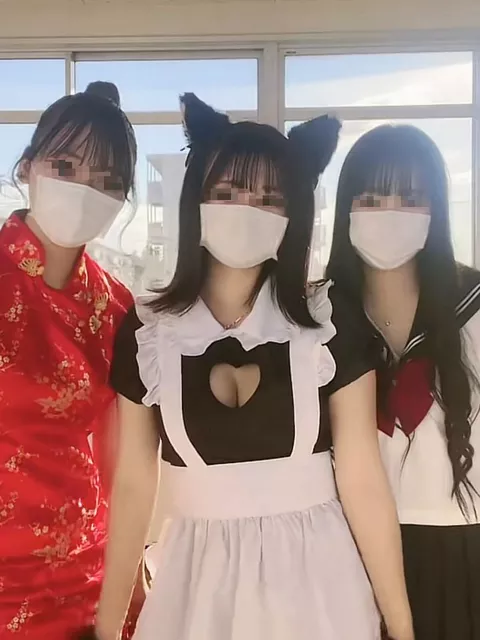 【画像】女子高生さん「文化祭でエロいコスプレしてみたｗ」
