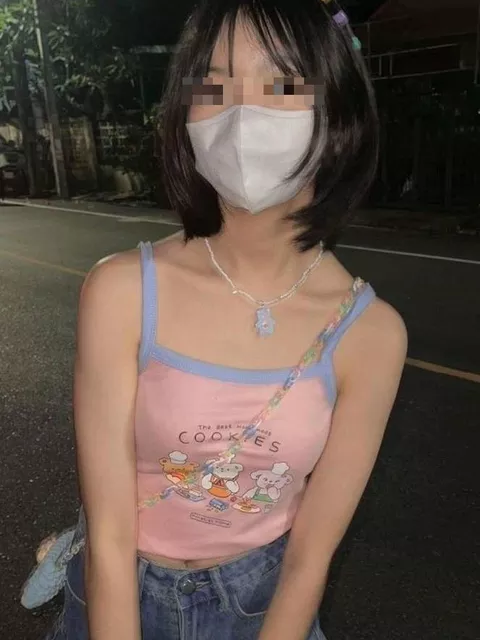 【画像】夜道でこのメスガキに声かけられたらどうする？