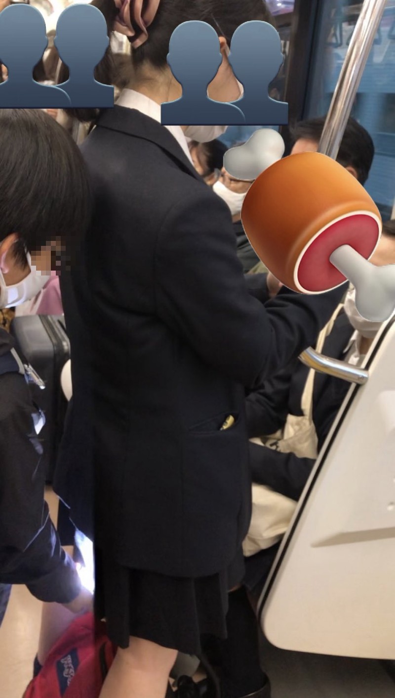 【世も末】女子高生のスカートを盗撮する小◯生男子が撮られてしまう…