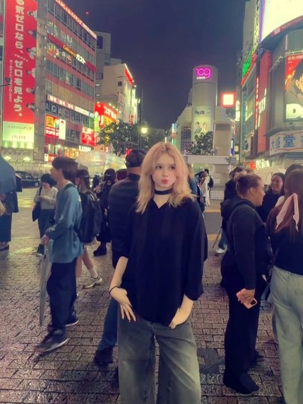 【画像】ロシアのエルフ(16歳)、ゴブリン島に上陸WWWWWWWW