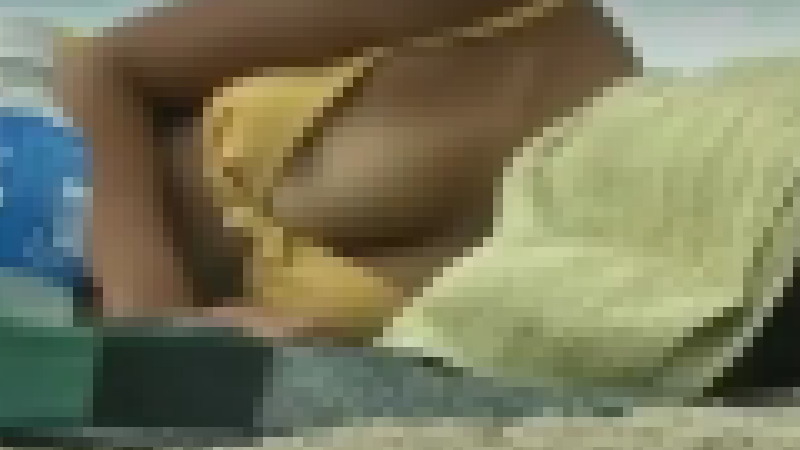 普通のビーチなのに乳首が見えたのでご覧下さいｗｗｗ