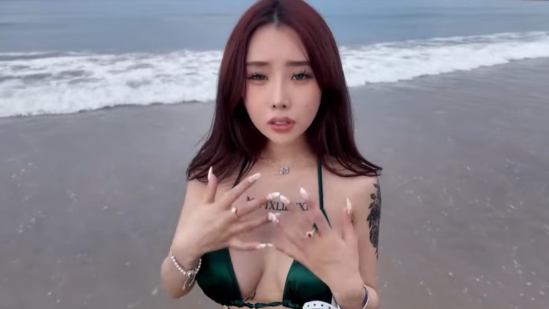 中国のモデルがセクシーと言うよりエッチすぎるから見て下さいｗｗｗ