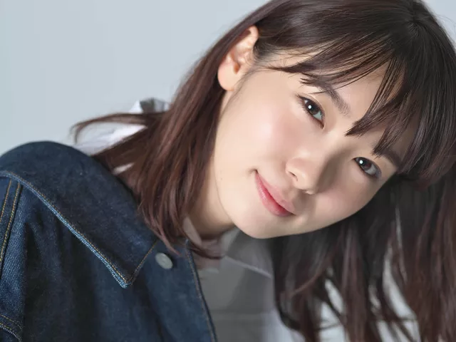 飯豊まりえが“ずっと○○○○語られない理由”〝ジョジョ婚〟のスタンドか!?