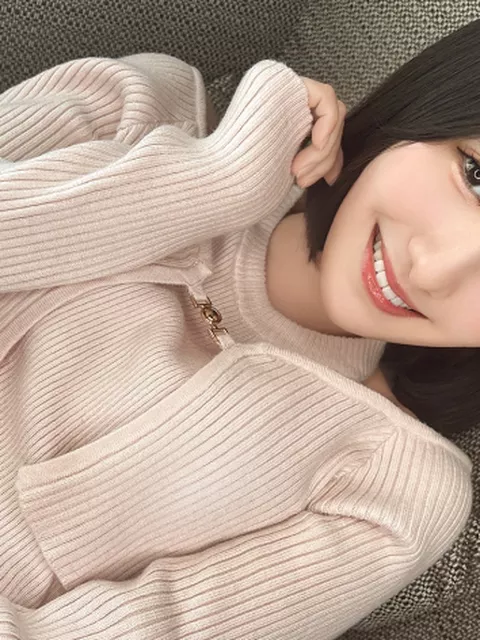 SIRO-5664｜大人しめな見た目とは裏腹な快感の嬌声！大好きな正常位ではカラダをくねらせて何度もイキまくる！セックスになると豹変する姿は男の性衝動を加速させる！！ 【初撮り】ネットでAV応募→AV体験撮影 2550｜シロウトTV