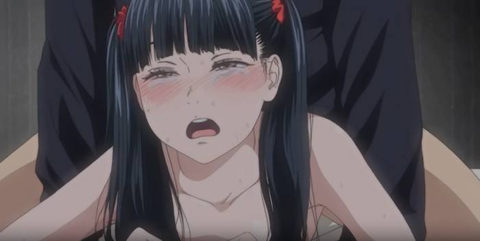 近未来の歪んだ世界で高級娼館に勤める貧乳ロリ少女たちが、裕福な客に淡々と体を売ってセックスサービスをする