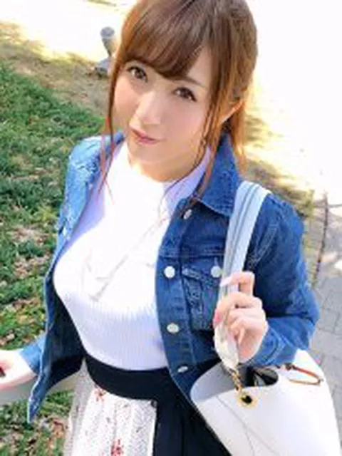 今日SEXをする女性に最適すぎるアイドル並みな美女さとスタイル抜群ボディーがエロい