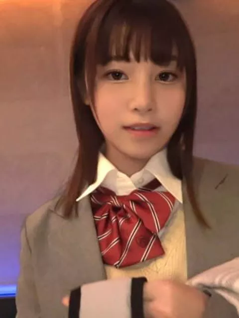 ミニマムな美少女JK/女子校生はお尻がエロくてセックスもハメ撮り&顔射と非常に淫ら