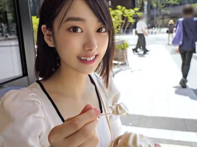 元子役芸能人?の美ボディーと美乳な女子大生/JDを尽くすハメ撮り&中出し