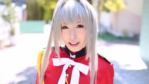＜コスプレ×美少女＞コスプレ美少女がチンポ欲しさにオナニーし肉棒を呼び寄せる！