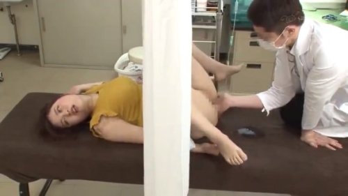 【乙アリス･成田つむぎ･望月あやか】《エロ動画×人妻･キメセク》ブライダルチェックで肛門に媚薬を点滴された美人奥さん達が鬼畜医師に無許可中出し施術で結婚前に着床確定ｗ