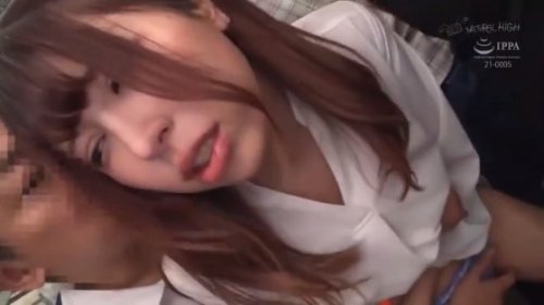 【愛瀬ゆう･有岡みう･長谷川夕奈】《エロ動画×痴女》「気持ちいい？」欲求不満＆淫乱お姉さんが朝の満員電車内でリーマンを逆レイプ！