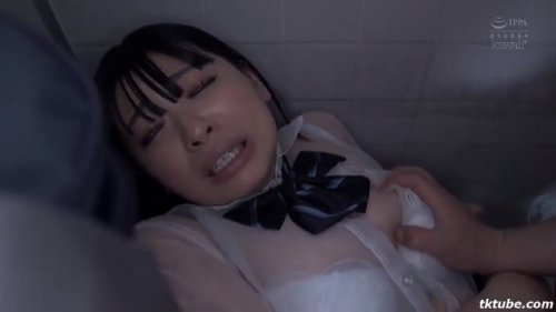 【花柳杏奈】《エロ動画×JK･性奴隷》通り雨に遭ったJK女の子が雨で透けた身体に理性が崩壊した鬼畜男に部屋に連れ込まれ何度も性奴隷にされる始末