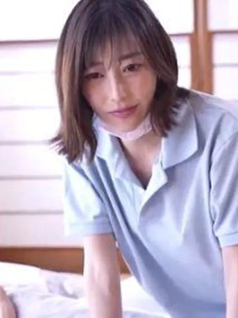 【蒼山愛奈】《エロ動画×お姉さん･老人介護》おじいさんの生殖処理をさせられる美人介護士のお姉さんｗ