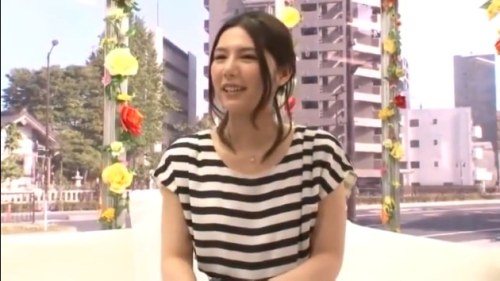 《エロ動画×MM号》マジックミラー号企画！電動のマッサージ機のモニターで呼んだ人妻を無理矢理服を脱がせて性感電マでイカせまくる