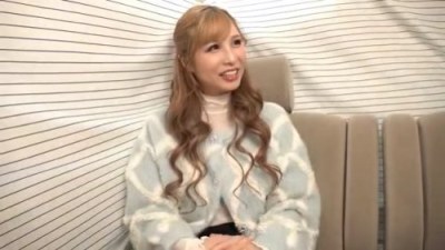 《エロ動画×素人･ギャル妻》旦那はジムトレーナーという高身長ギャル妻をナンパで誘い出しパイパンの素顔を暴き中出しした興奮のホテル