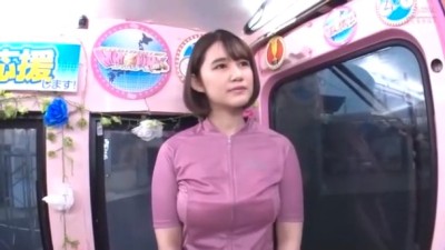 《エロ動画×素人･MM号》大学生のお姉さんがマジックミラー号の中でエッチな企画に挑戦し成功すれば賞金をGET！