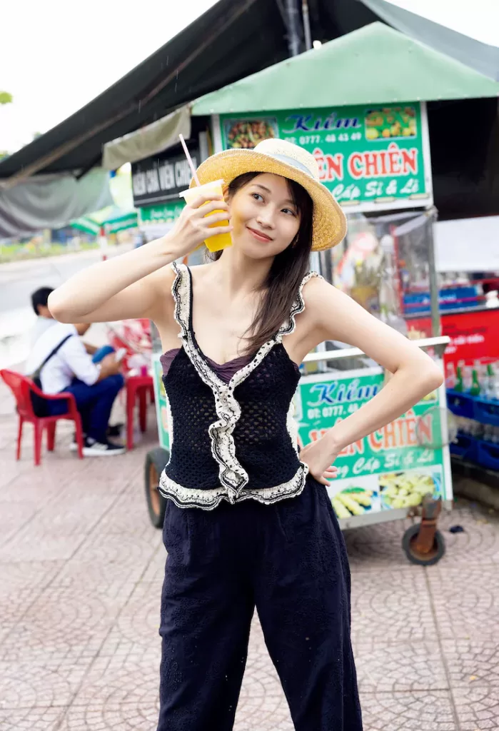 牧野真莉愛の最新写真集の先行カットがエロすぎるｗｗｗｗ