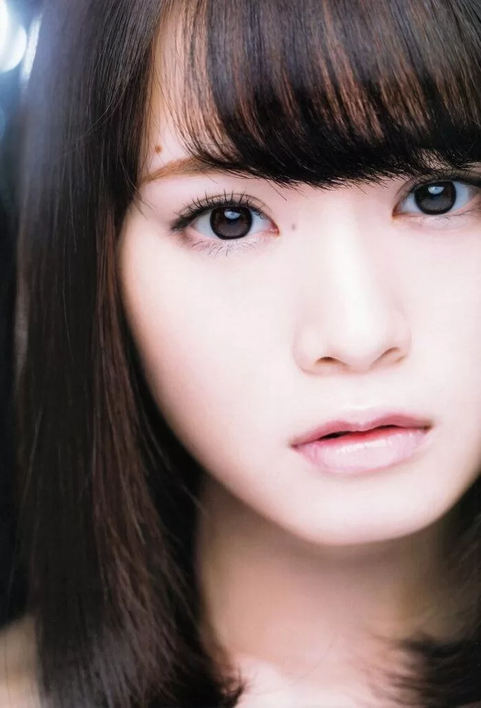 山崎怜奈のグラビア画像73枚