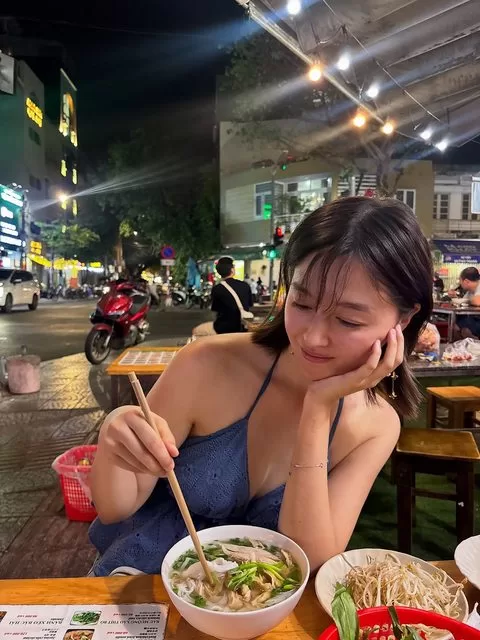 元モー娘。久住小春さん、プライベートおっぱいを披露ｗｗｗ