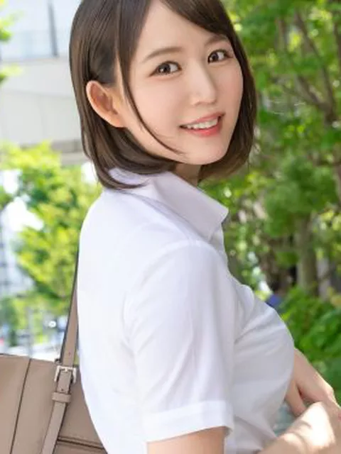 1日中働いて汗ばんだパンツスーツ姿のOL小池さんのハメ撮り