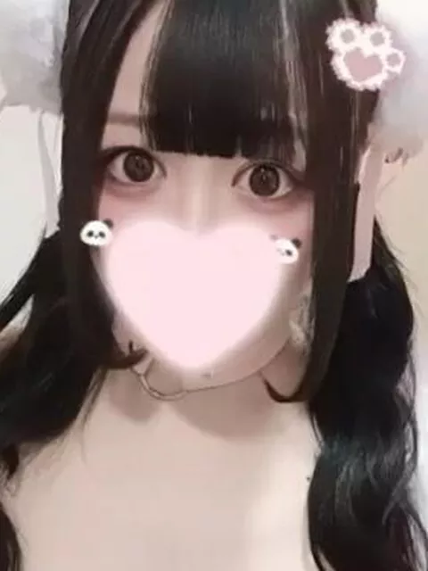【個人撮影】変態ドMアピールの裏垢美人さん２０歳が美乳ピンク乳輪露わにパイパン自撮りヌード！