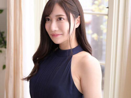 【八蜜凛】容姿端麗な美人お姉さんの無毛なパイパンにギンギンのチンポを挿入！