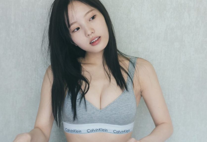 【画像】本田真凜「カルバンクライン履いてみたw」 エッエッッッッッッッッッッッ‼