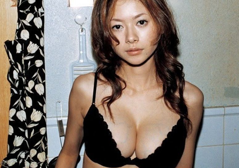 【画像あり】真木よう子のFカップ乳画像貼ってくぞｗｗｗｗｗｗｗｗｗｗｗ