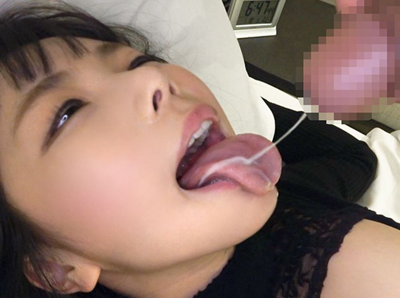 【工ロ注意】ベロで精 子を迎えに行く、童顔パイパソ潮吹き女ｗｗｗｗｗｗ