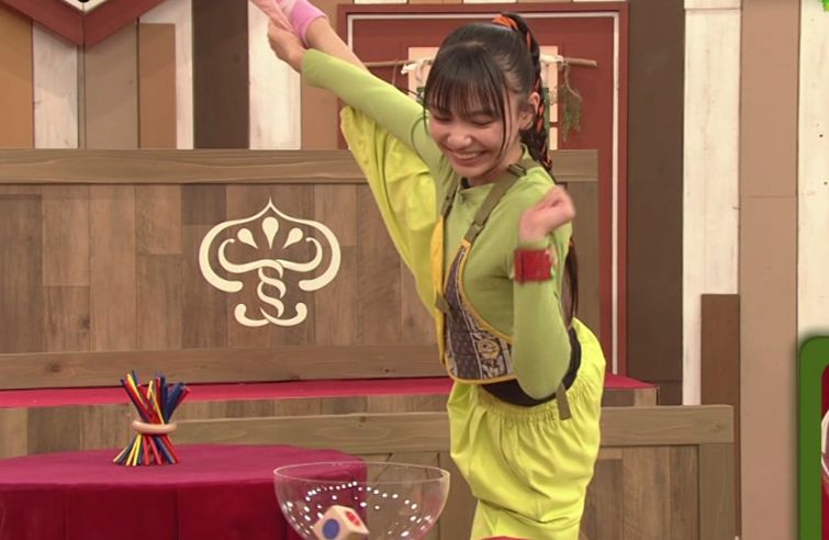 【画像】NHKで女子 中学生がY字バランスをし、股間がシュッとなってしまうｗｗｗｗｗｗｗ