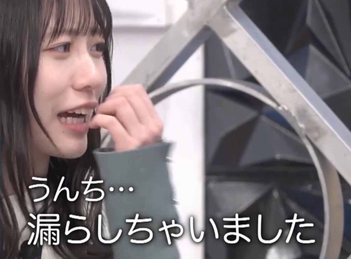 【画像】女性アイドル、収録中にガチでうんち漏らしてしまうｗｗｗｗｗｗｗｗｗ