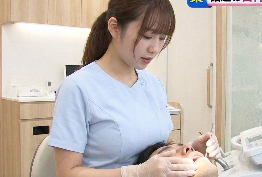 【画像】おーぱいを顔に押し付ける歯科衛生士、実在したｗｗｗｗｗｗｗｗｗｗ