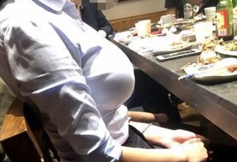 【画像】乳がデカい同僚女さん(26) の撮影に成功ｗｗｗｗｗｗｗｗｗｗｗｗｗ