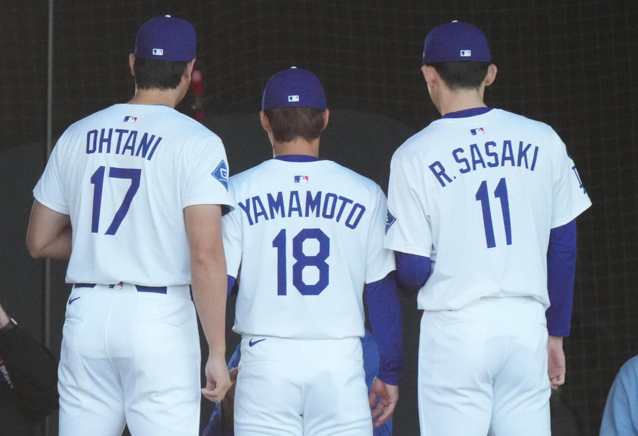 大谷翔平、山本由伸、佐々木朗希の初スリーショット！日米ファンからの熱烈反応