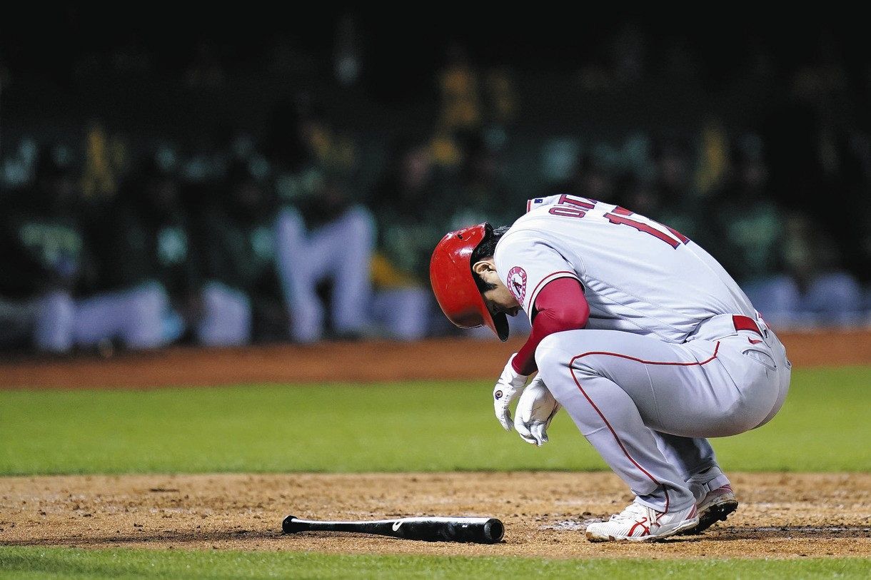大谷尻死球「アッー！」絶叫→即笑顔 俺の尻じゃ即ダウンw